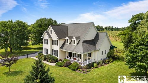 201 Chautauqua St, Fredonia, NY, 14063-2241 | Card Image