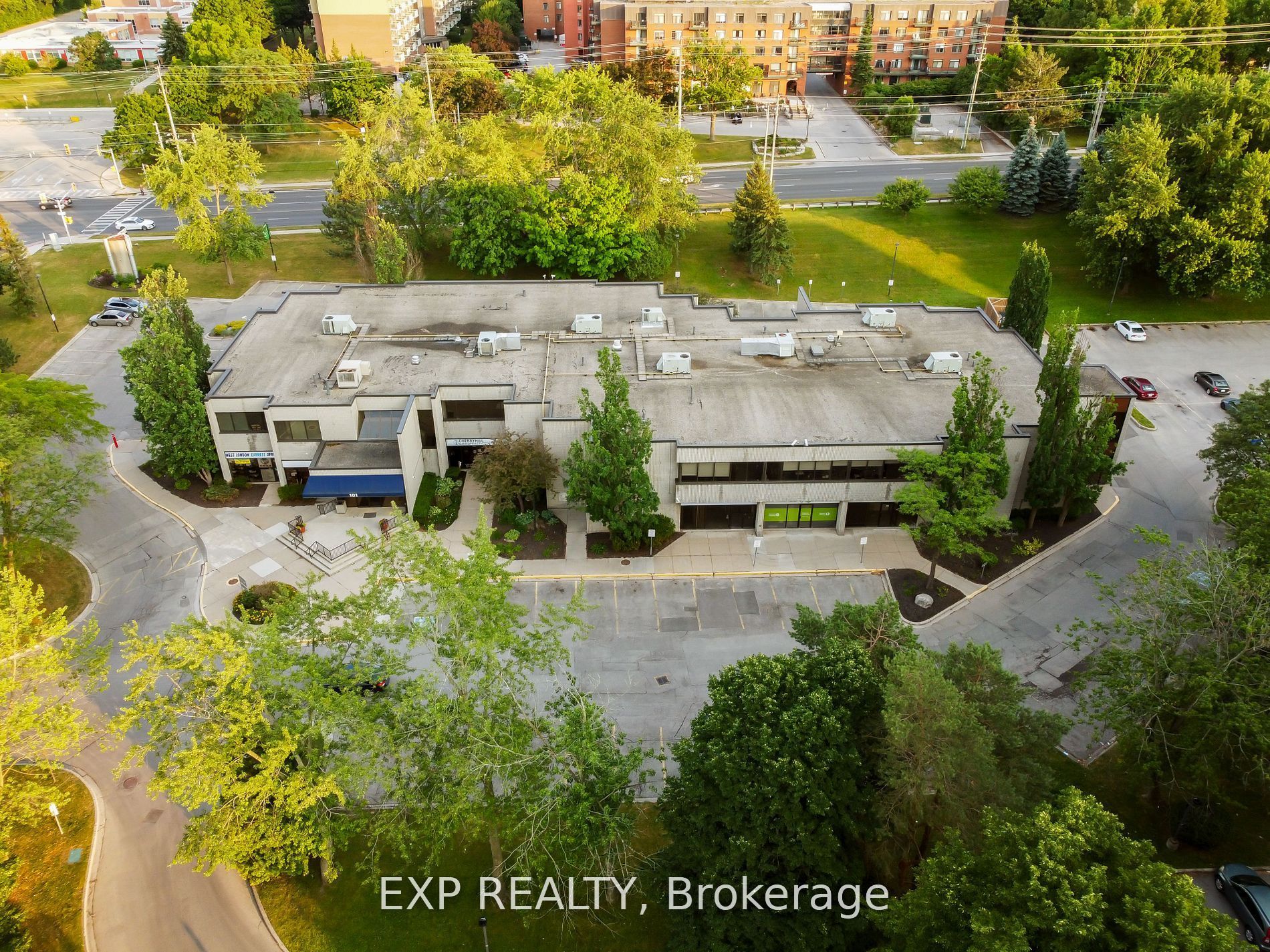 Commercial Lease in London North