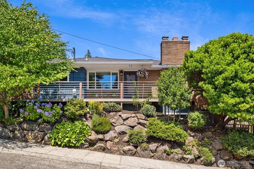 2600 W Howe St, Seattle, WA, 98199-4321 | Card Image