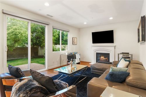 18141 Topham St, Reseda, CA, 91335 | Card Image