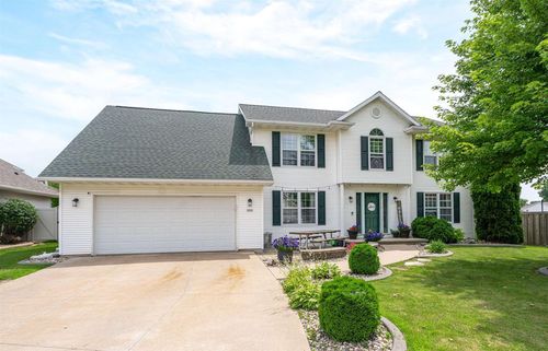 2600 Hearthstone Drive, OSHKOSH, WI, 54901 | Card Image