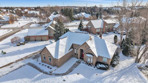 46575 Red Oak Dr, Northville, MI, 48168-1861 | Card Image