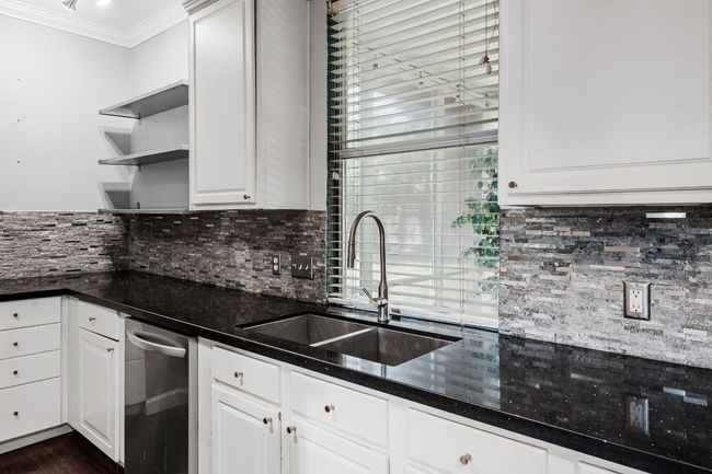 1600 Serenity Springs Cv, House other with 4 bedrooms, 3 bathrooms and 4 parking in Cedar Park TX | Image 10