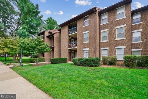 203-7903 Badenloch Way, GAITHERSBURG, MD, 20879-5261 | Card Image