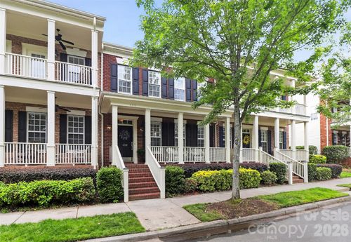 439 Ohenry Ave, Davidson, NC, 28036-8651 | Card Image