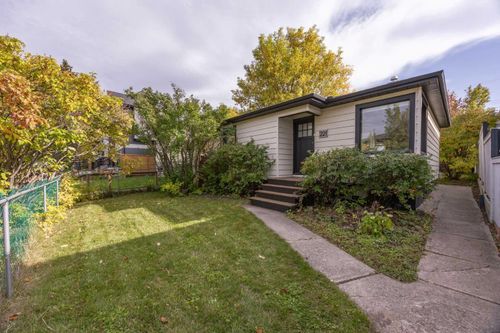 221 26 Ave Ne, Calgary, AB, T2E1Z1 | Card Image