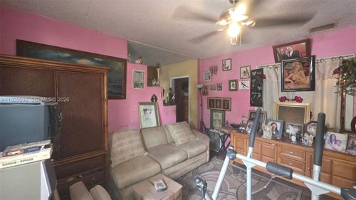 17301 Ne 4th Ave, North Miami Beach, FL, 33162-1852 | Card Image