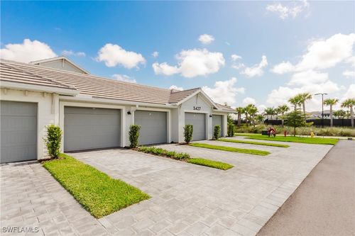 unit-2815-5427 Double Eagle Cir, Ave Maria, FL, 34142-5221 | Card Image