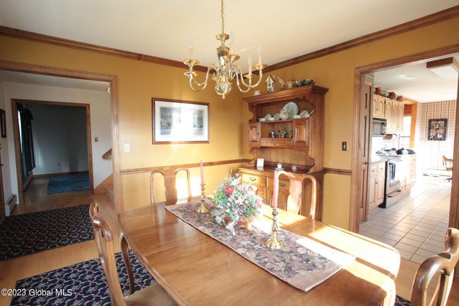 FORMAL DINING ROOM | Image 16