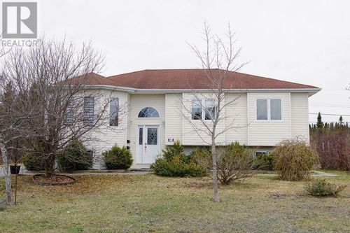21 Rowsell Boulevard, Gander, NL, A1V2R4 | Card Image