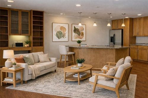 apt-301-5000 Baltimore Ave, Kansas City, MO, 64112-2470 | Card Image
