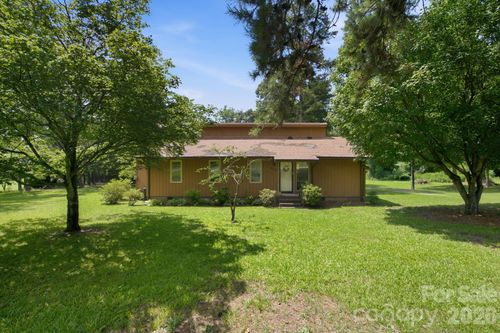 8016 Hedrick Cir, Huntersville, NC, 28078-6841 | Card Image