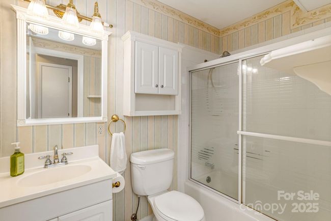 APT-7A - 102 Boyd Dr, Condo with 2 bedrooms, 2 bathrooms and null parking in Flat Rock NC | Image 15