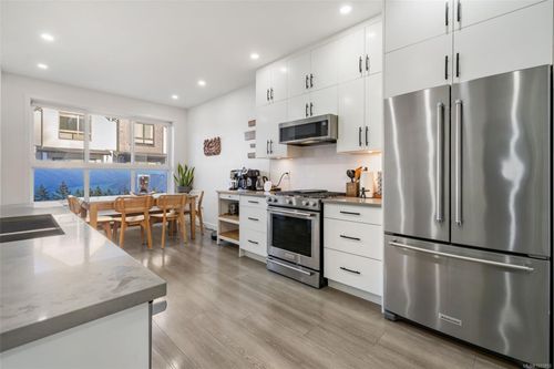 1117 Pullman Close, Langford, BC, V9B6Z1 | Card Image