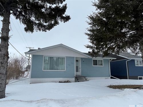 319 Pelly St, Rocanville, SK, S0A3L0 | Card Image