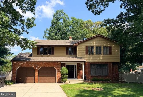 6 Hickory Ln, BERLIN, NJ, 08009-2217 | Card Image