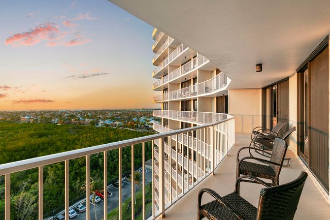 APT-1208 - 440 Seaview Ct, Condo with 2 bedrooms, 2 bathrooms and null parking in MARCO ISLAND FL | Image 35