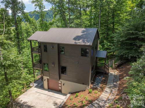 30 Garren View Dr, Fairview, NC, 28730-9604 | Card Image