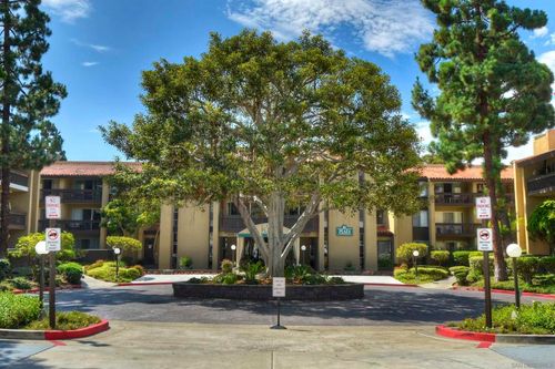 221-1775 Diamond St, San Diego, CA, 92109-3319 | Card Image