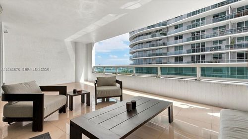612-1800 N Bayshore Dr, Miami, FL, 33132-3223 | Card Image