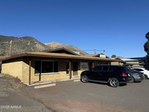 b-2230 E Cedar Ave, Flagstaff, AZ, 86004-1960 | Card Image