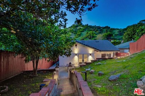 3540 Division St, Los Angeles, CA, 90065 | Card Image