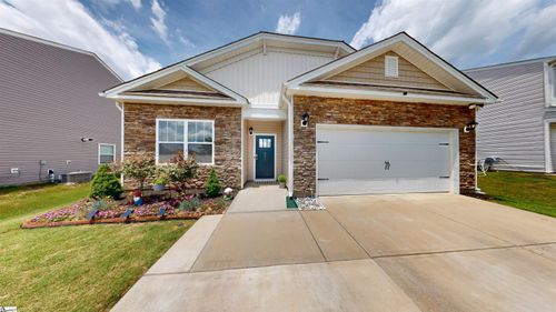 931 Brynderwen Pl, Lyman, SC, 29365-8601 | Card Image