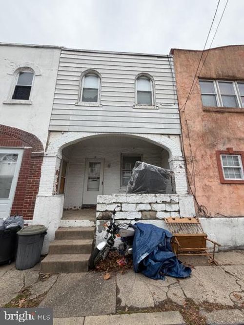 13 Florence Ave, DARBY, PA, 19023-1002 | Card Image