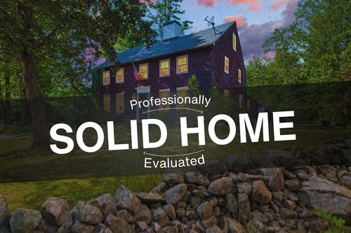 132 Maple Ave, Atkinson, NH, 03811-2245 | Card Image