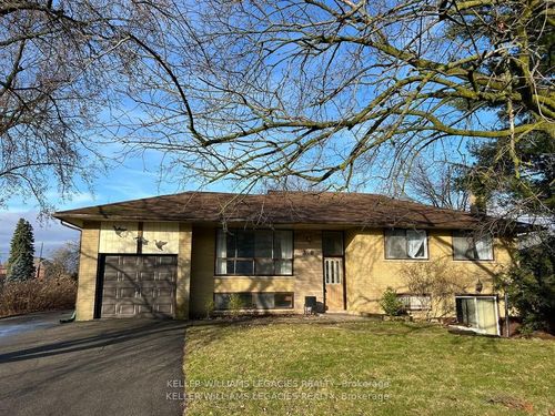 main-30 Gosling Rd, Maple, ON, L6A1E2 | Card Image