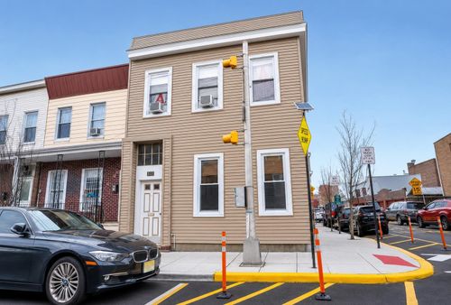 1-814 28th St, Union City, NJ, 07087-2359 | Card Image