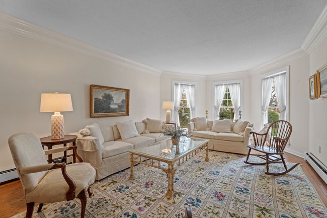 Formal living room with bay window | Image 10