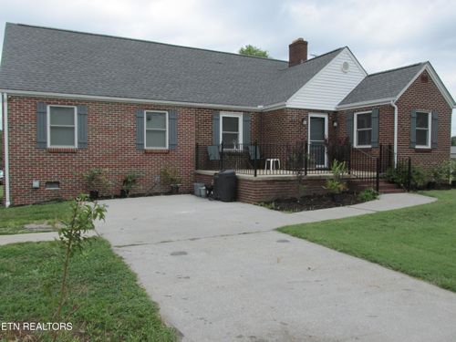 300 Tennessee Ave, Greenback, TN, 37742-4350 | Card Image