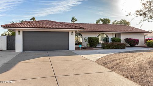 11209 N 45th Way, Phoenix, AZ, 85028 | Card Image