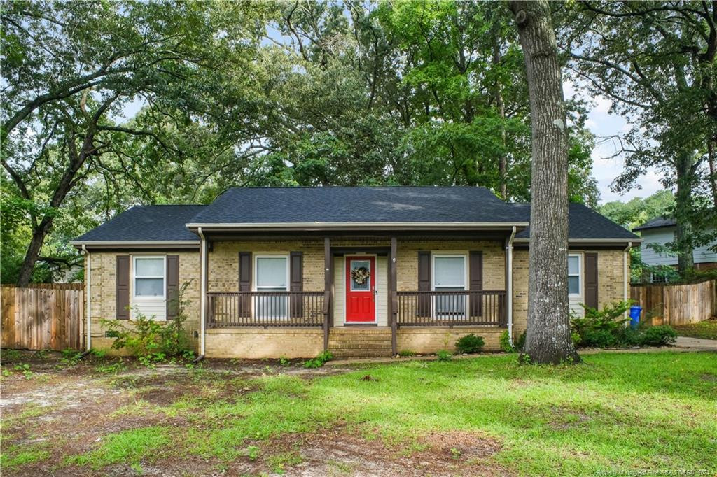 Haverhill Dr, Fayetteville, NC 28314