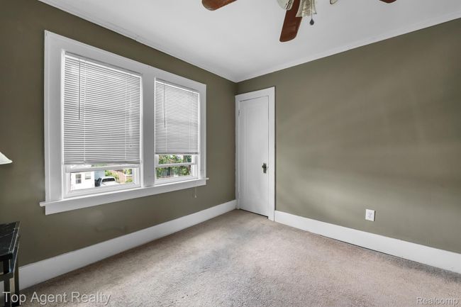 136 Alice Ave, House other with 4 bedrooms, 2 bathrooms and null parking in Bloomfield Township MI | Image 18
