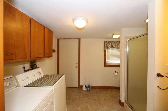 4204 Frank Scott Pkwy W, House other with 3 bedrooms, 2 bathrooms and 2 parking in Belleville IL | Image 21