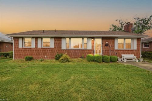 23 Prince George Dr, Hampton, VA, 23669-3601 | Card Image