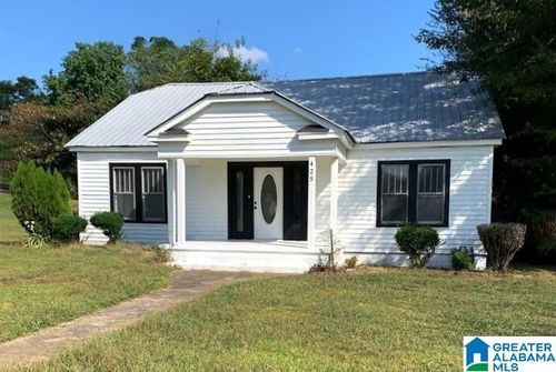 425 Oak St, Bessemer, AL, 35022-4649 | Card Image