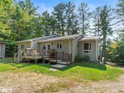 1041 Big Island Rd, House other with 3 bedrooms, 1 bathrooms and 7 parking in Bracebridge ON | Image 2