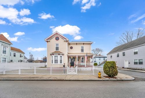 8 Ford St, Haverhill, MA, 01832-5314 | Card Image