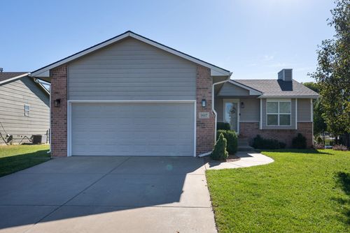 1617 N Mcrae Ct, Goddard, KS, 67052-8545 | Card Image