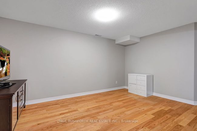 4587 Ogilvie Walk Cres, House attached with 3 bedrooms, 3 bathrooms and 2 parking in Gloucester ON | Image 23