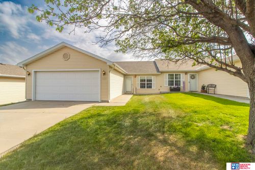 5540 Enterprise Drive, Lincoln, NE, 68521 | Card Image