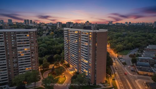 1001-270 Scarlett Rd, York, ON, M6N4X7 | Card Image
