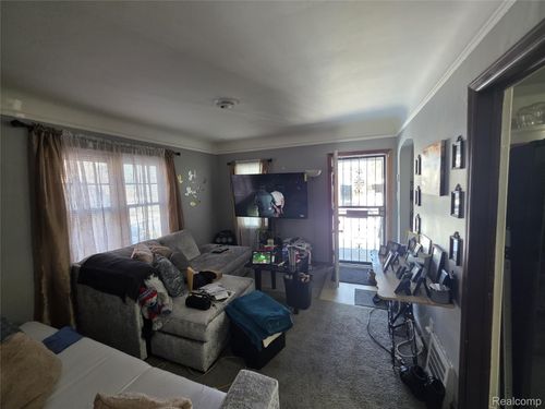 6375 Radnor St, Detroit, MI, 48224-1261 | Card Image