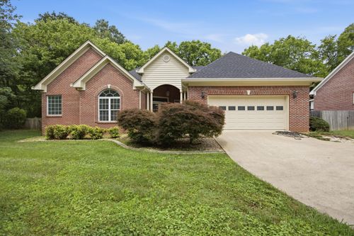4833 Hampshire Pl, Hixson, TN, 37343-4075 | Card Image