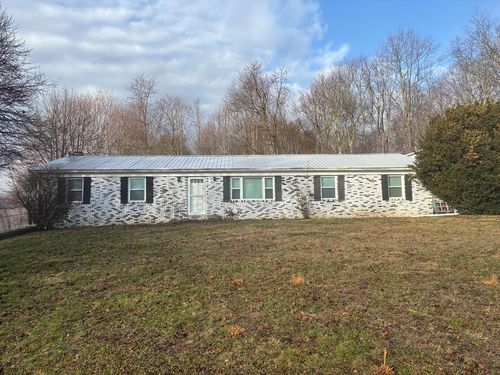 387 Hummingbird Hl, Tazewell, VA, 24651-8368 | Card Image