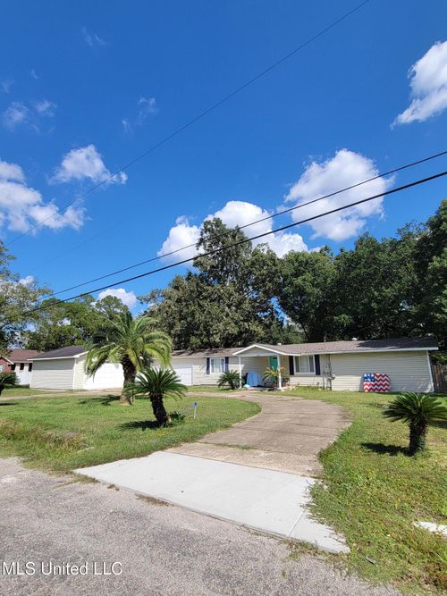 4806 Larimore St, Moss Point, MS, 39563-3622 | Card Image