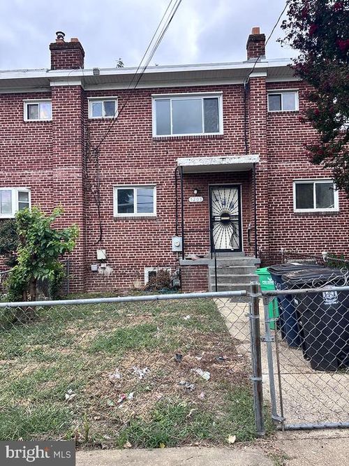 5203 Deal Dr, OXON HILL, MD, 20745-2737 | Card Image